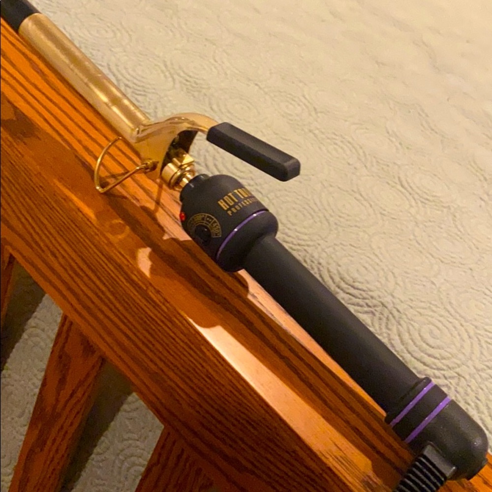Hot Tools curling iron